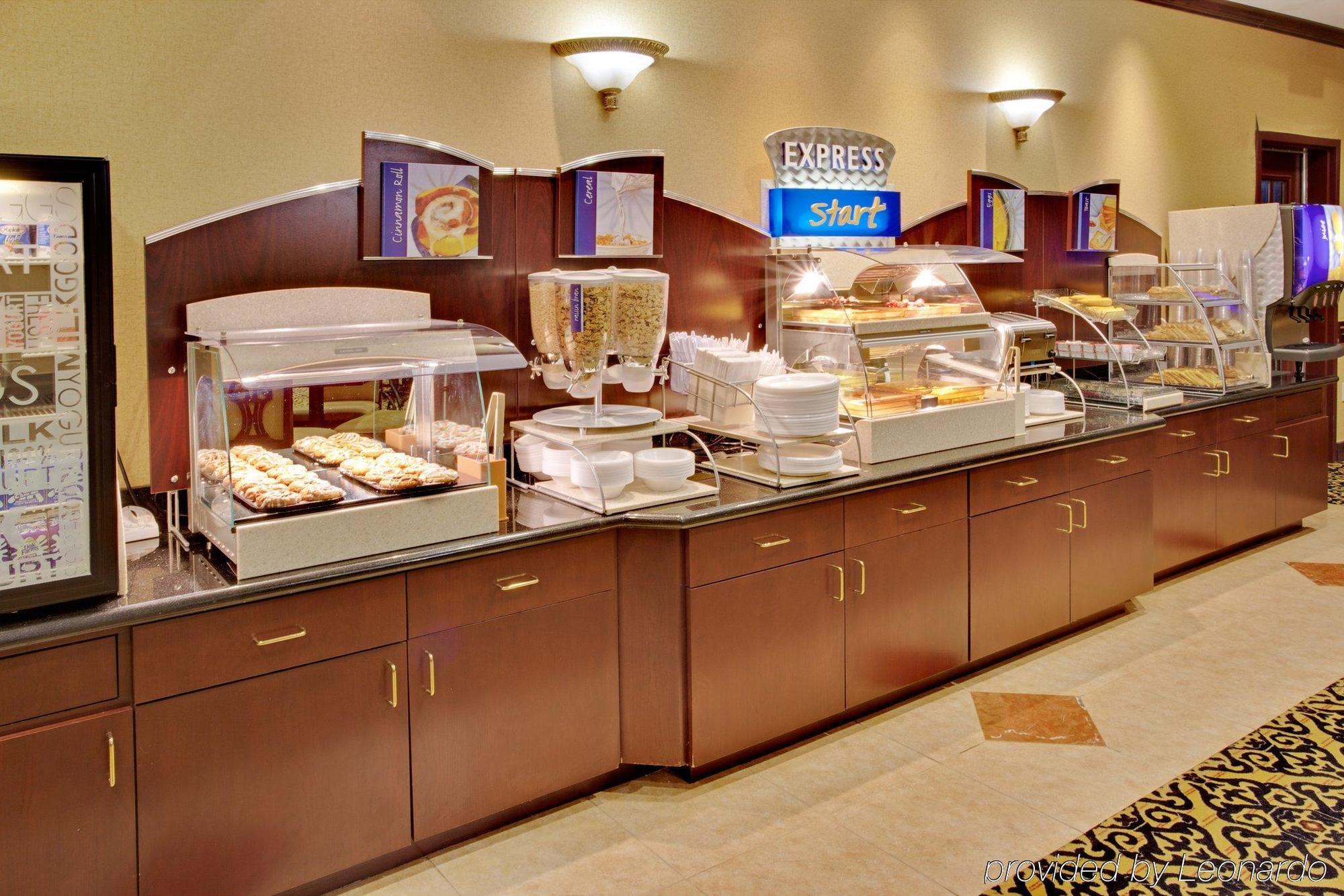 Holiday Inn Express & Suites Wharton By Ihg מסעדה תמונה