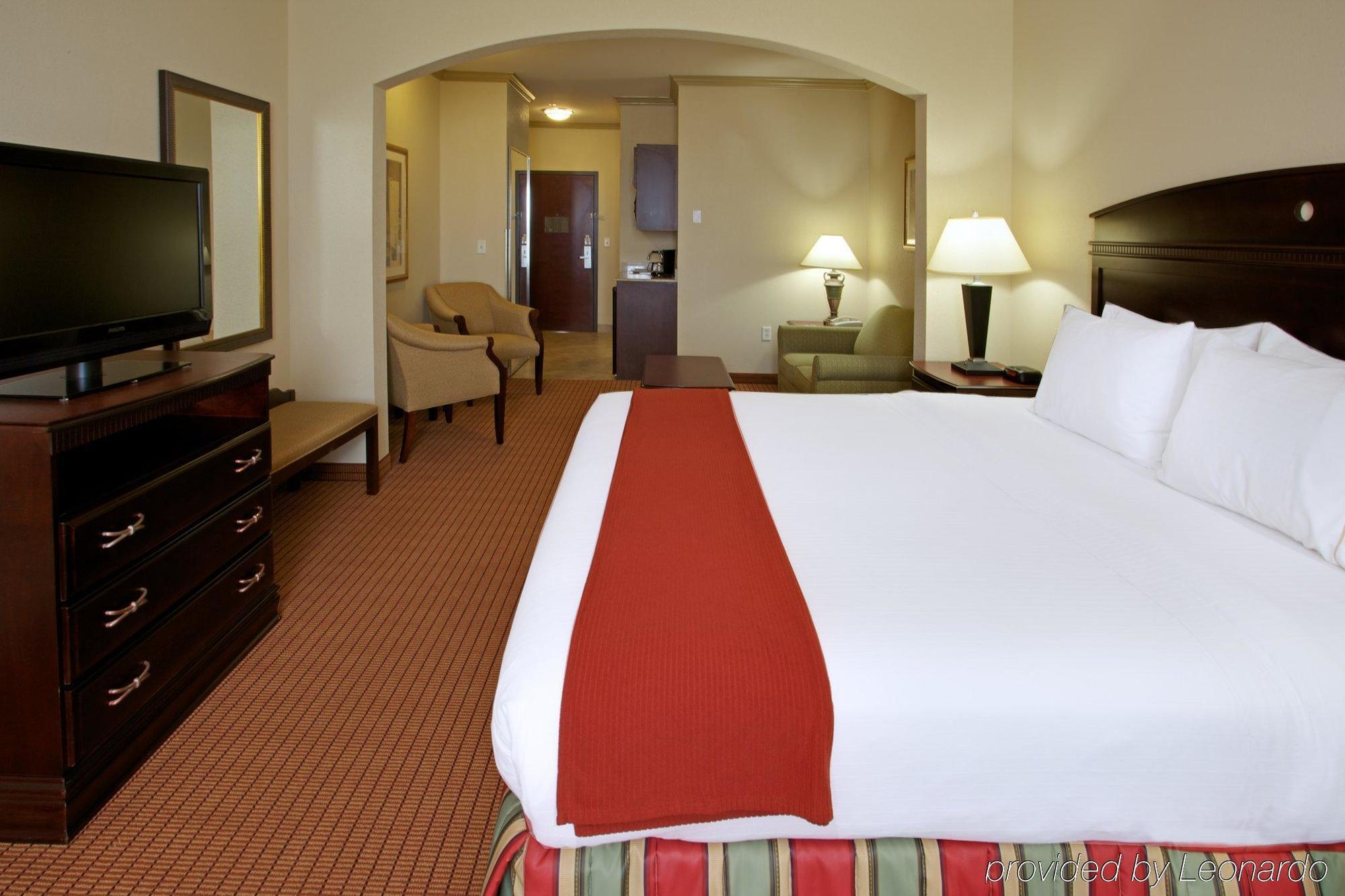 Holiday Inn Express & Suites Wharton By Ihg חדר תמונה