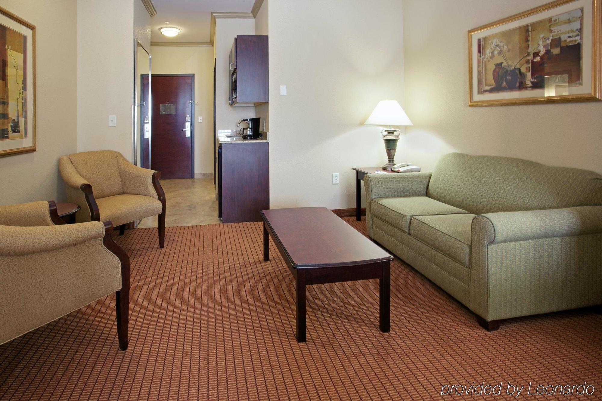 Holiday Inn Express & Suites Wharton By Ihg חדר תמונה