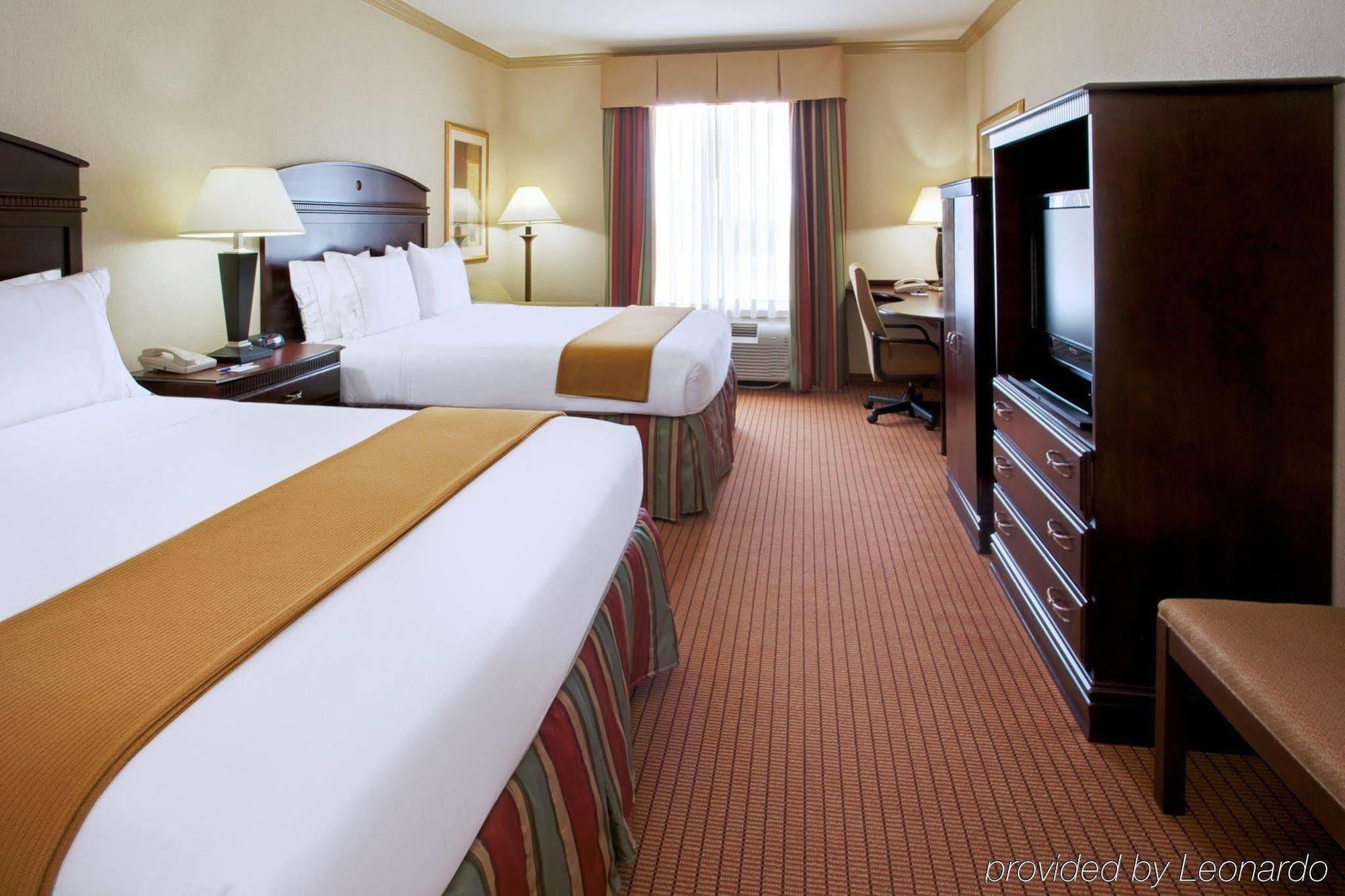 Holiday Inn Express & Suites Wharton By Ihg חדר תמונה